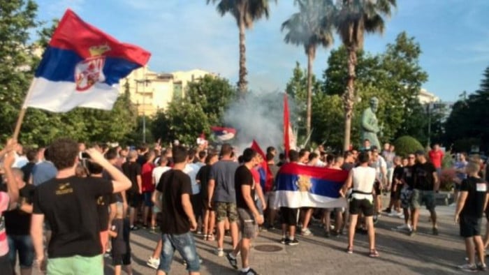 Срби привођени у Црној Гори: Морали да потпишу да неће ићи на утакмицу