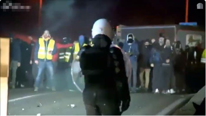 Против Макрона сад протестују и у Белгији!? (видео)