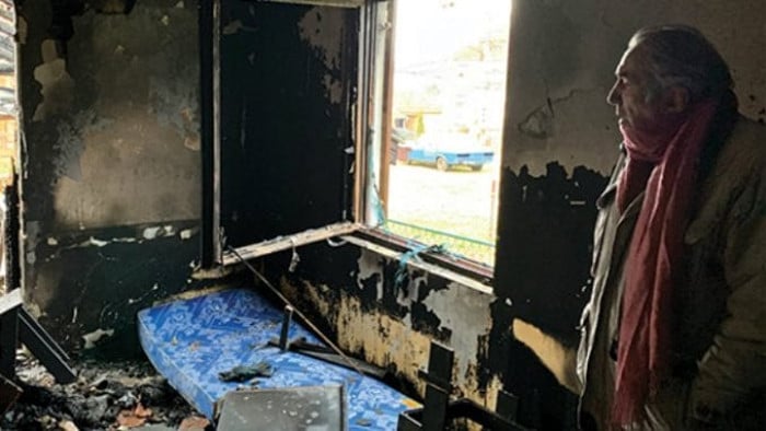 Акција прикупљања помоћи за новинара којем је Вучићева мафија запалила кућу