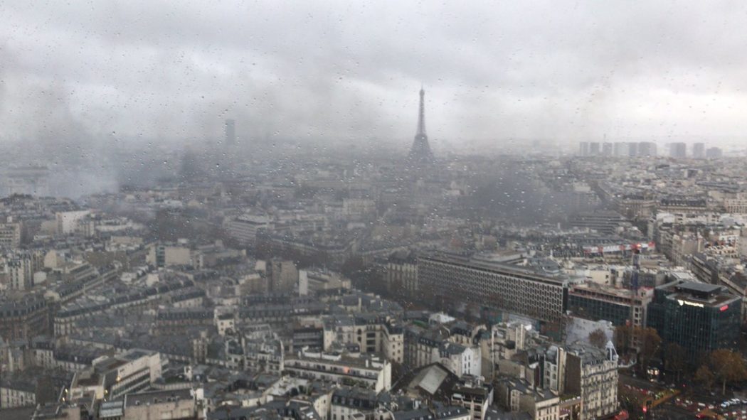 Париз у пламену! Ухапшено 224 људи, затворено 20 станица метроа (видео)