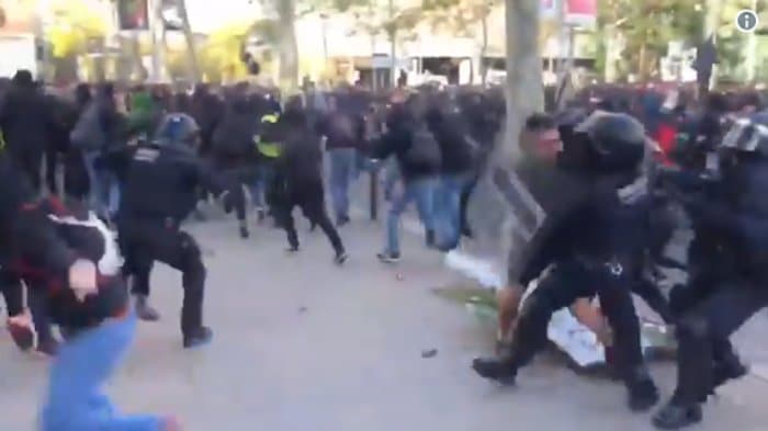 Португаласка полиција брутално разбила протесте "Жутих прслука" (видео)
