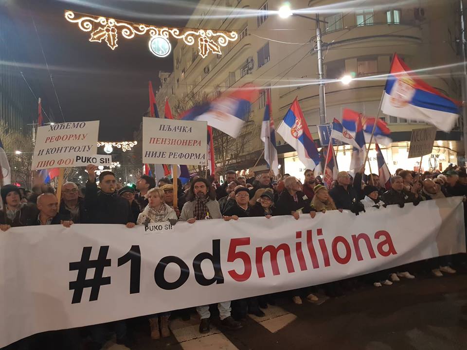 Још једна протестна шетња "1 од 5 милиона" одржана је вечерас у Београду
