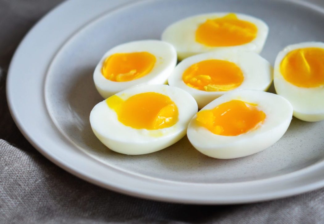 Зашто треба да једете 3 јаја дневно?