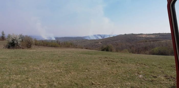 Пожар захватио атаре три села код Неготина и површину од 550 хектара