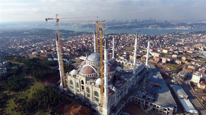 Отворена највећа џамија у Турској