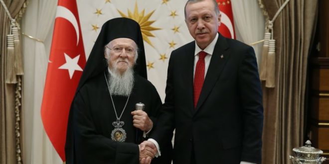 Турски медији: Ердоган наумио да Цариградску патријаршију протера на Свету Гору