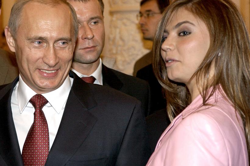 Британски медији: Владимир Путин поново постао отац, бивша гимнастичарка Алина Кабајева родила близанце?