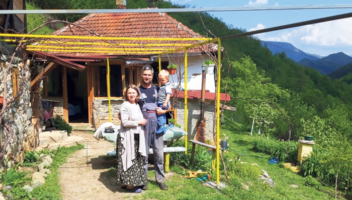 Руси подмлађују опустело српско село
