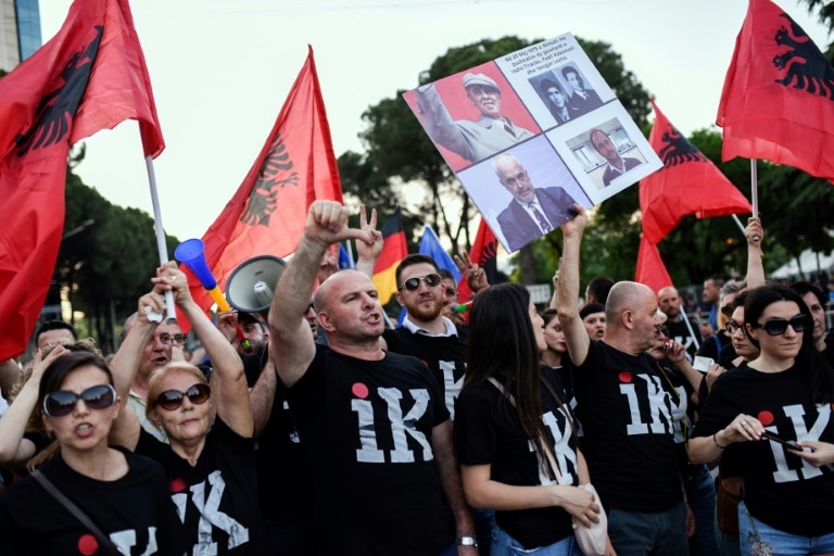 ХАОС У НАЈАВИ? У Албанији избори које опозиција бојкотује а подржвају ЕУ и САД