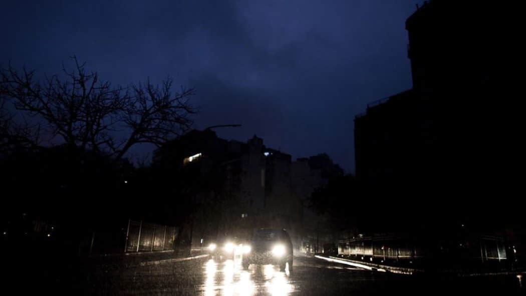 У Јужној Америци масовни престанак снабдевања електричном енергијом - милиони грађана Аргентине, Уругваја, Парагваја и дела Бразила остали без струје