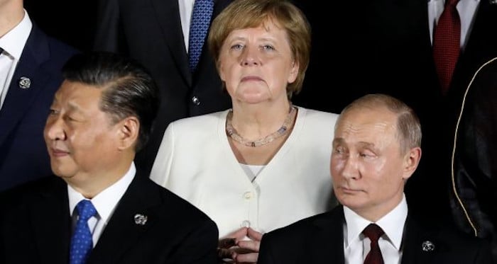 Меркелино признање запрепастило свет и открило мрачне планове Запада