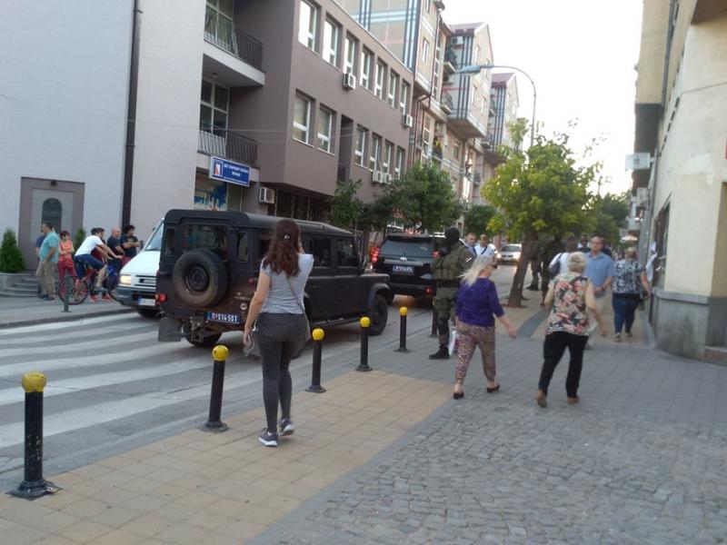 Жандармерија на два сата блокирала центар Врања