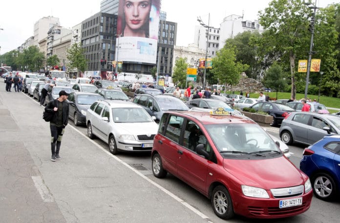 Таксисти после прекида блокаде Београда добијају субвенције по неколико хиљада евра