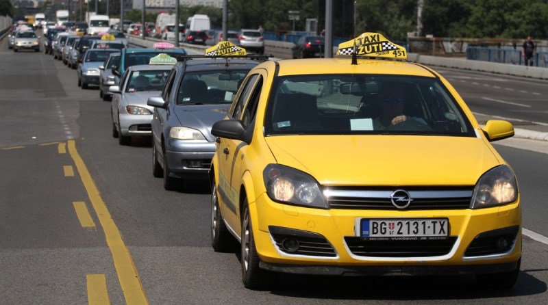 Милионски дугови: Готово 4.000 београдских таксиста није платило порез