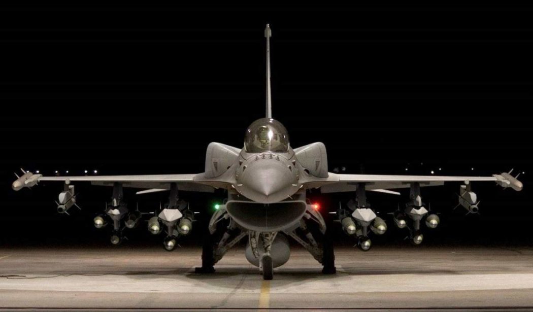 Председник Бугарске ставио вето на куповину осам америчких ловаца F-16 Block 70