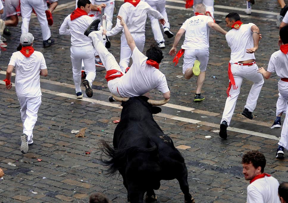 Пет идиота повређено у трци са биковима у Шпанији