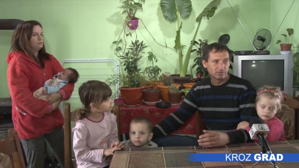 Херој са Кошара са НАТО гелером поред срца живи са 6.000 динара месечно, а има осморо деце! (видео)