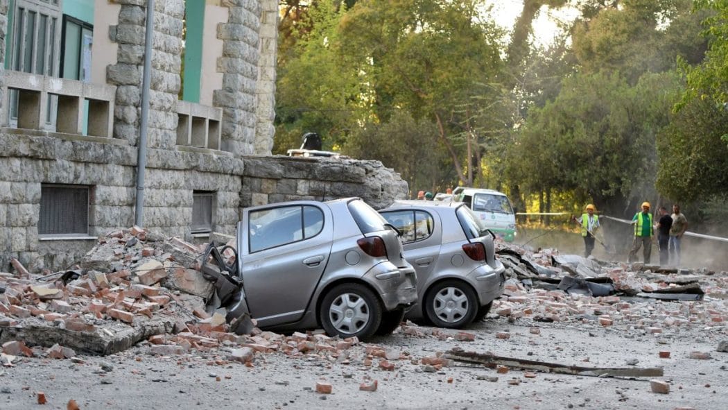 Најјачи земљотрес у Албанији у задњих 30 година оштетио више од 600 кућа (видео)