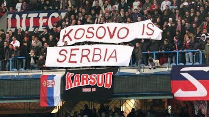 Приштина: Ухапшени Чеси због дрона са натписом „Косово је Србија“
