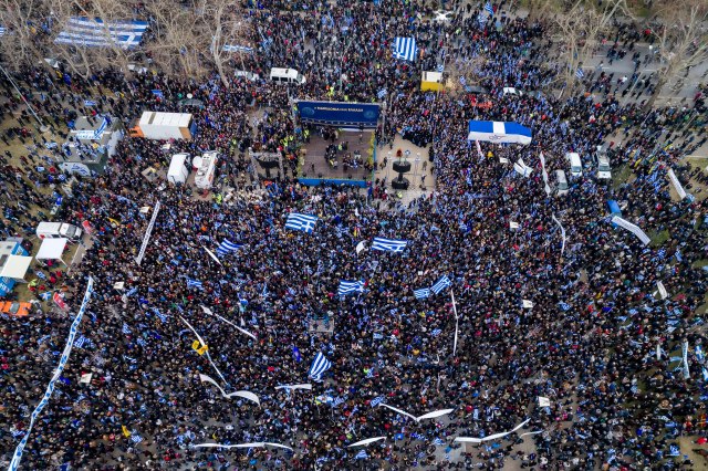 Сутра цела Грчка стаје: Синдикати и удружења радника заказали генерални штрајк