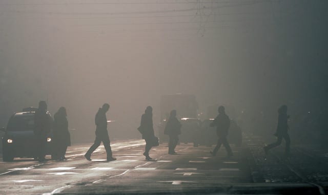 Булатовић: Док се министар Триван бави обманама, у Београду загађеност ваздуха 100 већа од дозвољеног