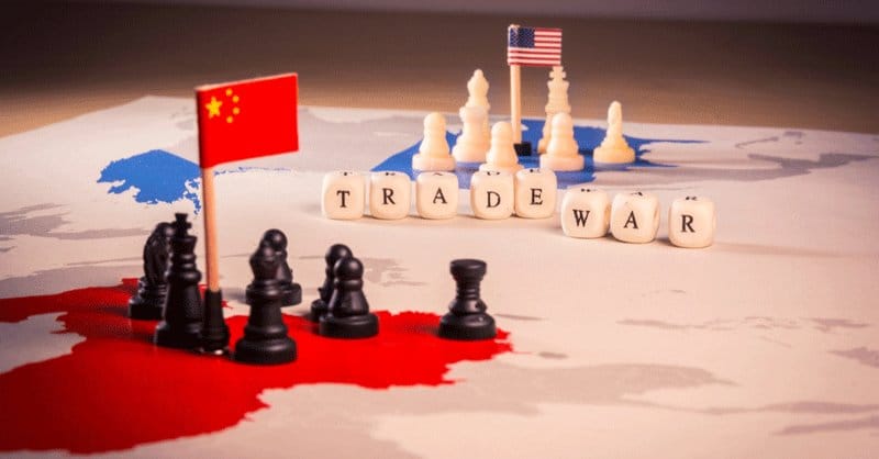 Bloomberg: САД и Кина постигле делимичну нагодбу која може зауставити трговински рат