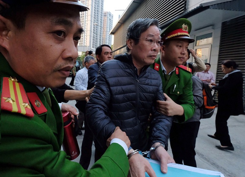 Бивши министар у Вијетнаму осуђен на доживотни затвор због корупције
