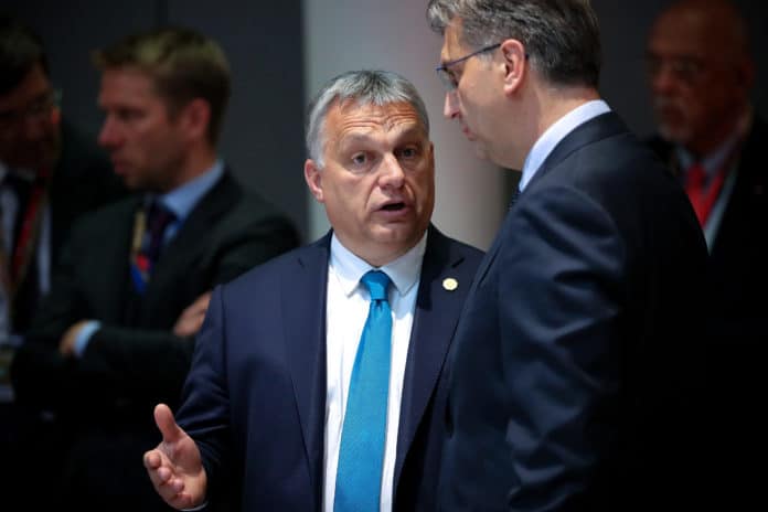 Орбан: Лекари у Мађарској зарађиваће и до 7.000 евра