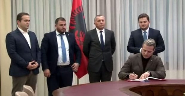 Шиптарској коалицији из Прешева и Бујановца забранити учешће на изборима а Албанији послати протестну ноту
