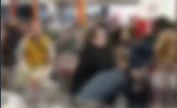 Туча у супермаркету на Чукарици: Купци брзо спречили физички обрачун (видео)