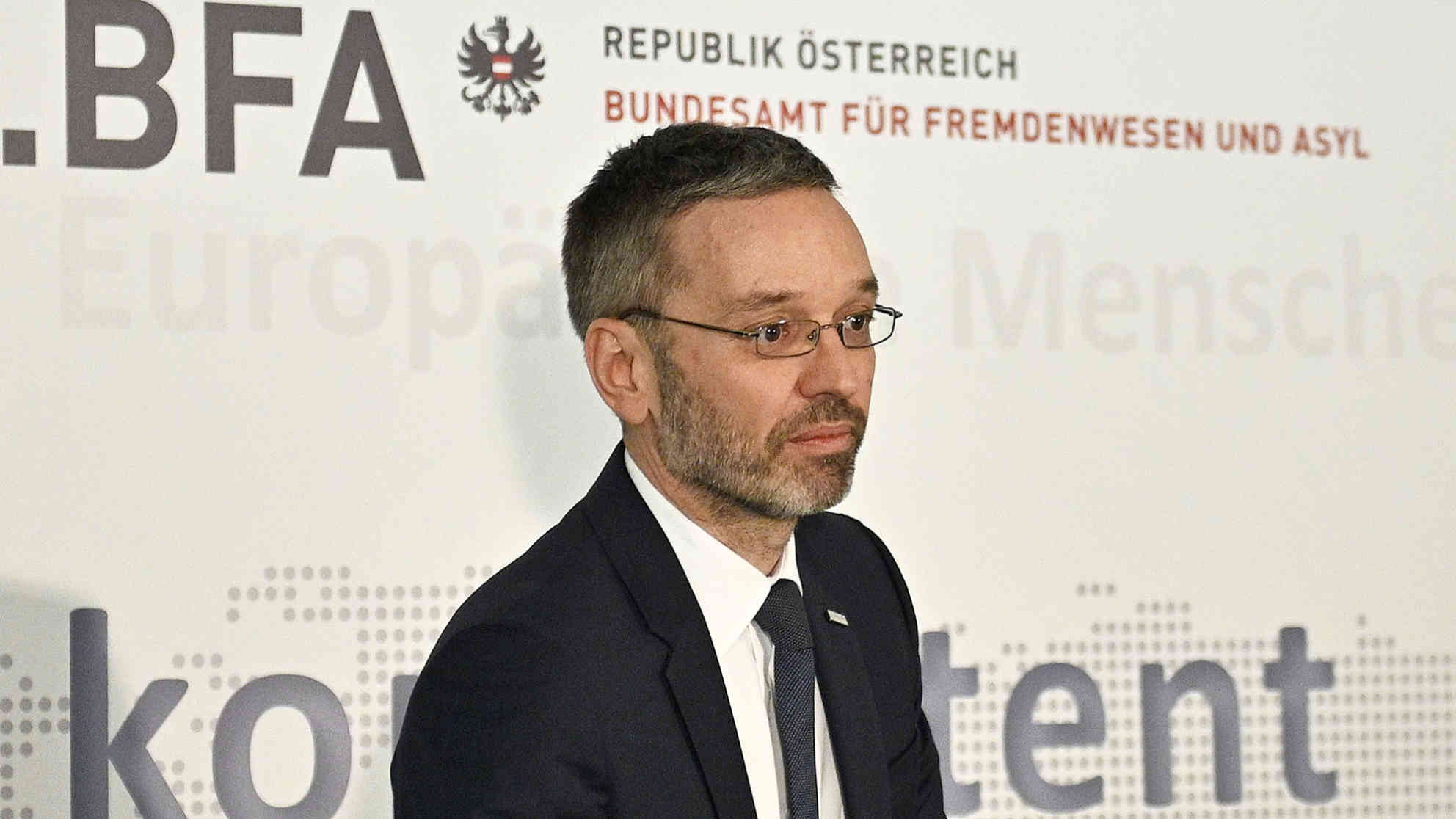 Аустрија потврдила постојање тајног споразума о повратку миграната у Србију
