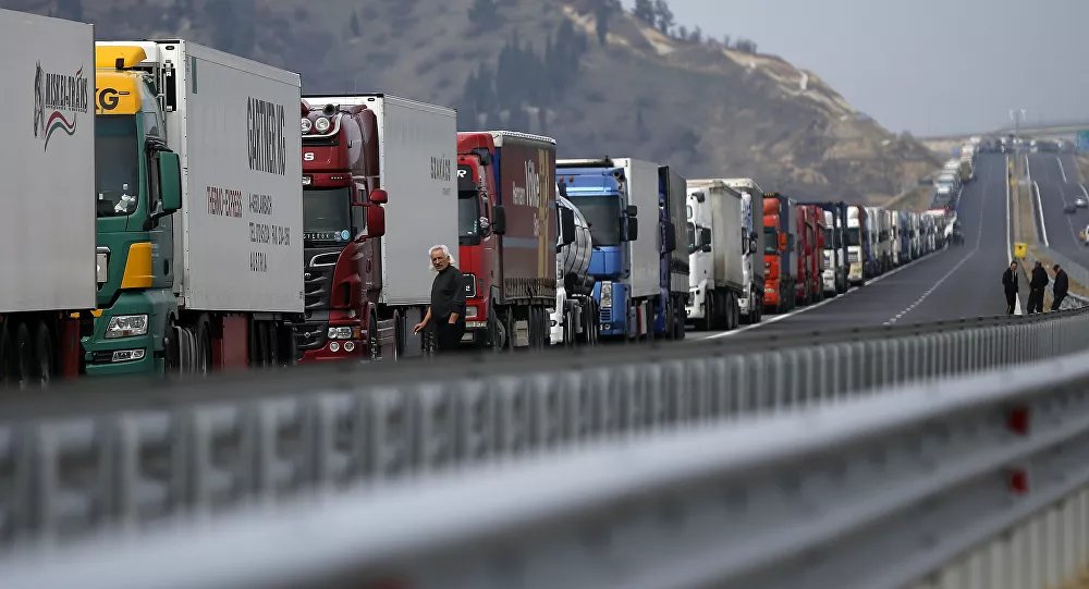 Бугарска критиковала ЕУ: Наше камионџије вам испоручују лекове, а ви их осуђујете на глад
