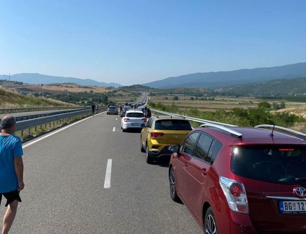 Пакао на грчкој граници, колона возила 13 километара: "Ово је катастрофа" (фото)