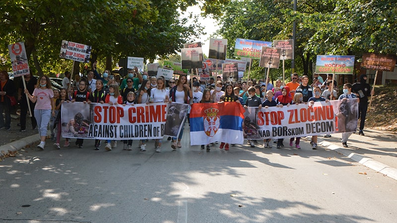 НАРОД УДИШЕ СМРТ: У Бору је одржан масовни протест против загађења (видео)