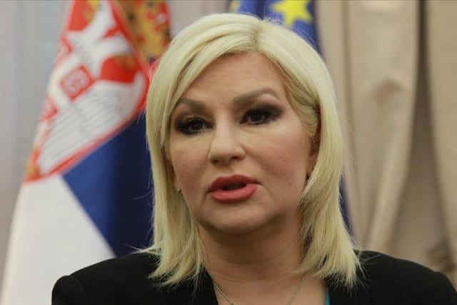Ћута на протесту: Зорана Михајловић да престане да штанца дозволе страним компанијама