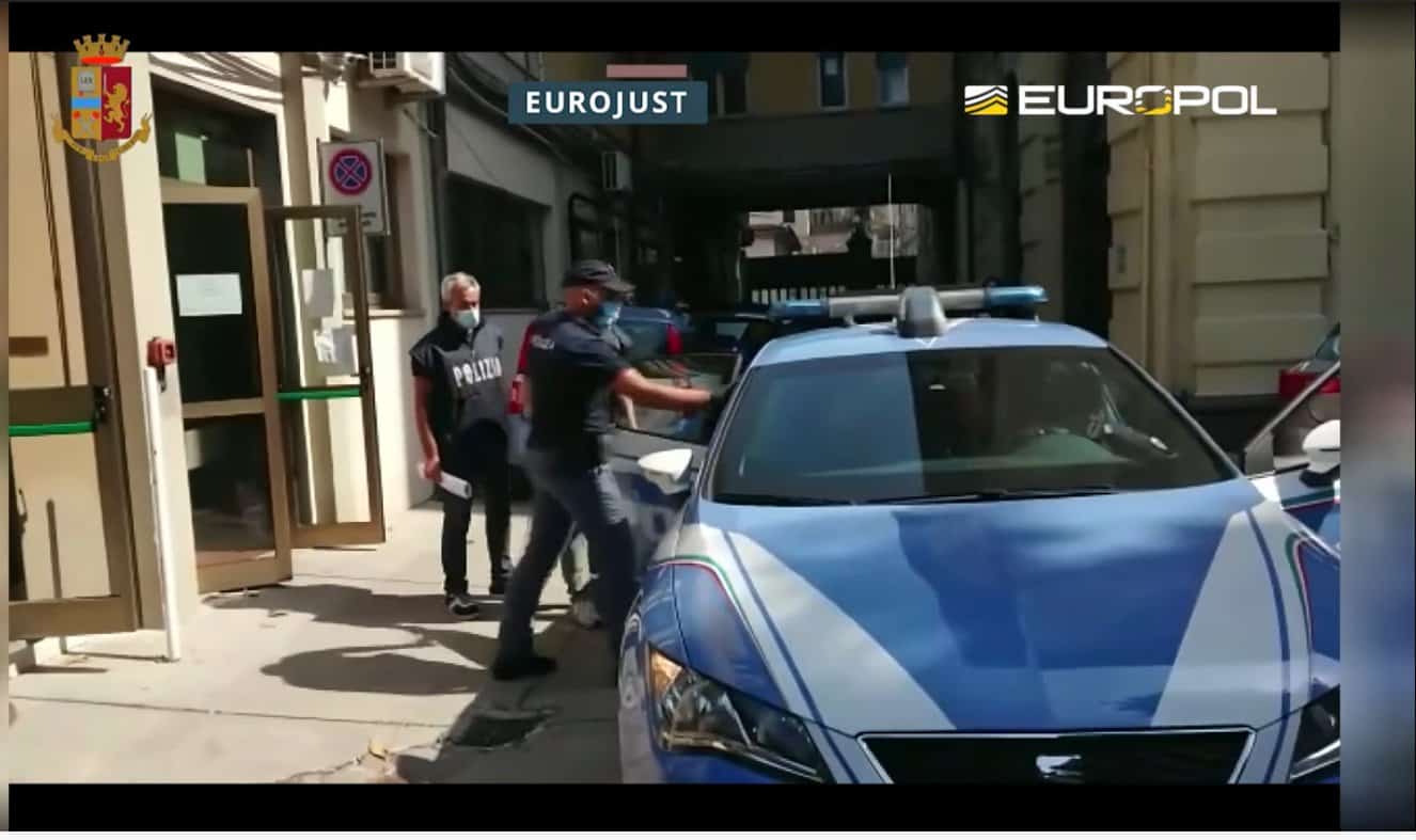Европол разбио један од највећих шиптарских нарко фисова специјализован за шверц кокаина у Европу (видео)