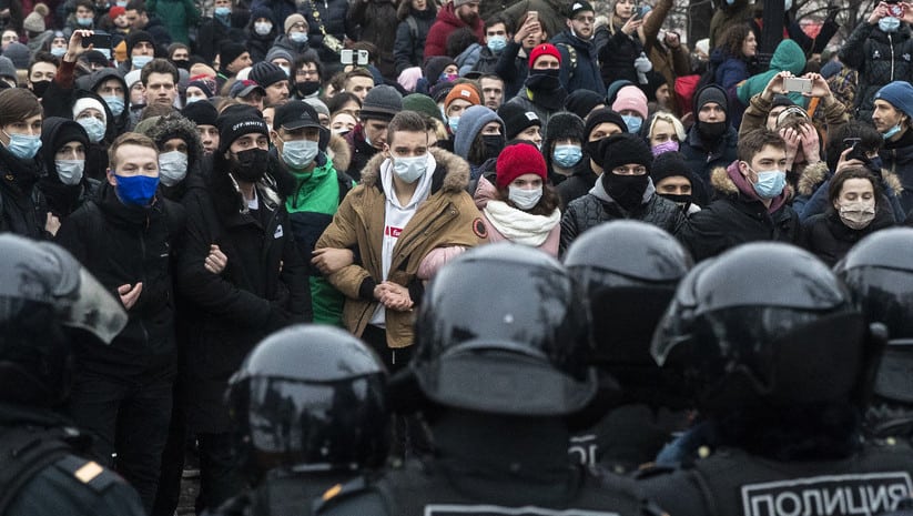 Око 2.100 људи ухапшено у Русији на демонстрацијама организованим као подршку за Наваљног