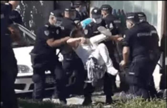 Полиција по налогу извршитеља избацила из куће породицу ратног хероја са Кошара (видео)