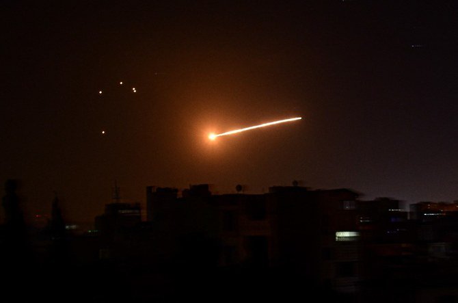 Сиријска ПВО осујетила изралеске ракетне нападе на Дамаск, нема података о евентуалним жртвама