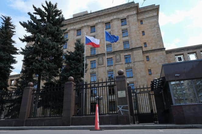 Из Москве протеран цео „политички део“ чешке амбасаде