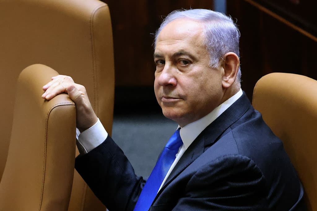Израел: Нетанјаху због једног гласа после 12 година остао без власти
