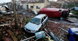 Разорни торнадо паралисао Чешку, 200 повређених, броје се жртве (видео)