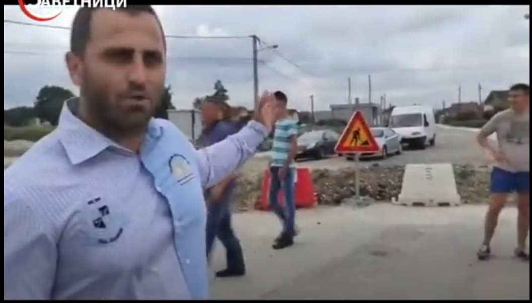 Лазаревац: Александар Димитријевић подршка протесту "Нећу трг, хоћу воду"! (видео)