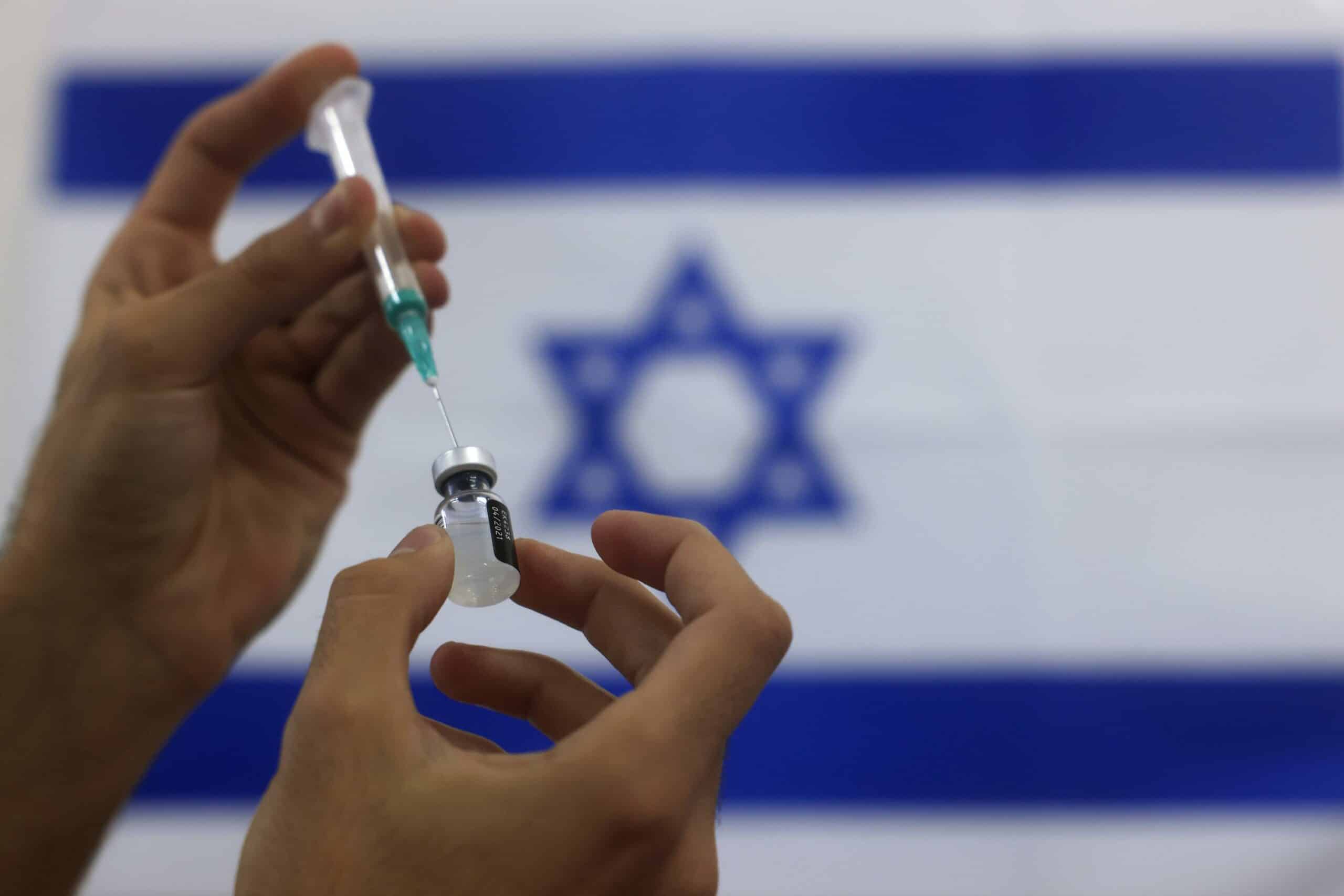 Израел у проблему, ефикасност вакцине опала у спречавању инфекције на 39%