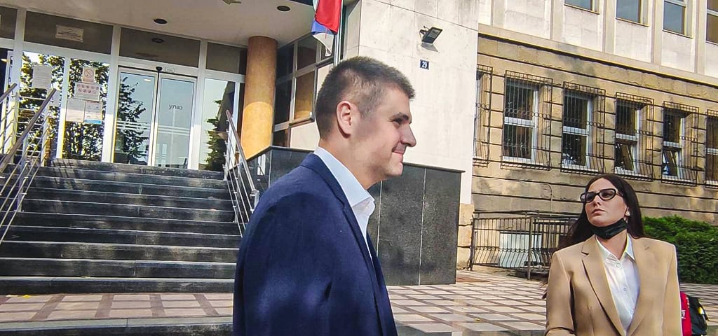 Алексић: Власник "Јовањице" Предраг Колувија одмах по хапшењу прво звао Андреја Вучића (видео)