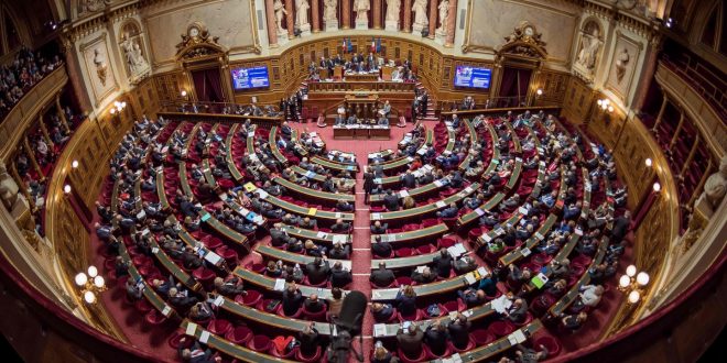 Француски Сенат одбио да продужи важење ковид пропусница до 31. јула 2022. године