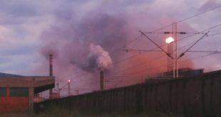Смедерево: Кинеска фабрика трује пуном паром, град у црвеној прашини