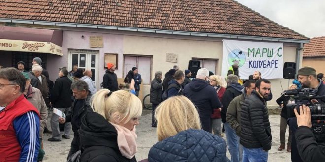 Мештани села Лукавац у околини Ваљева на протесту затражили хитну обуставу истаживања литијума, као и одузимање дозволе компанији „Евро литијум Балкан“