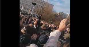 БЛОКАДА СРБИЈЕ: Протести у Београду, Новом Саду, Пожеги, полиција напада народ (видео)