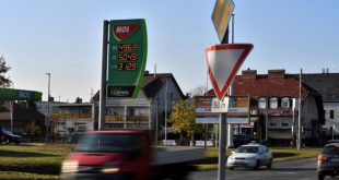 Мађарска уводи горњу границу за цену горива